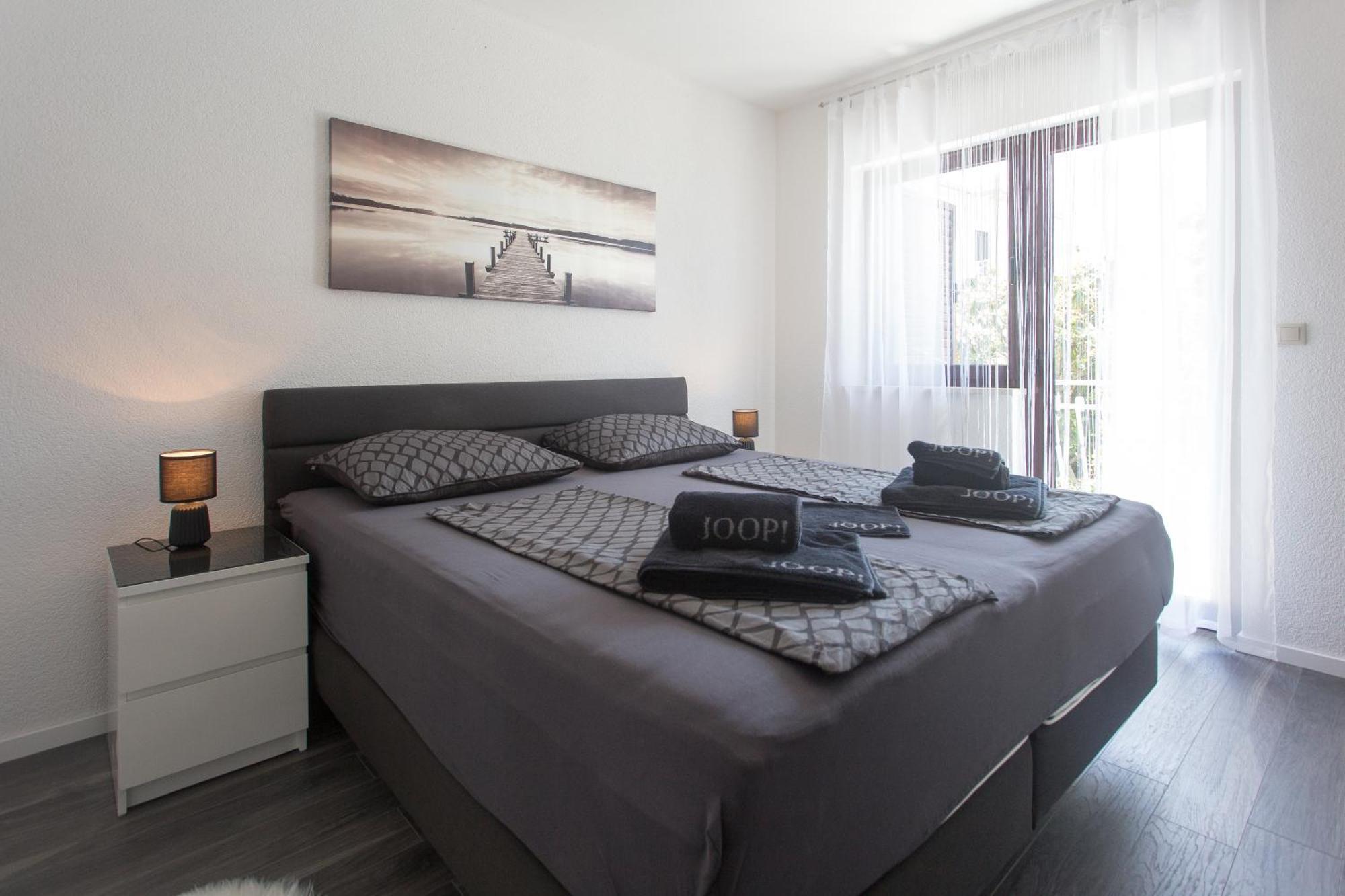 Apartmani Stanic Seget Vranjica Habitación foto